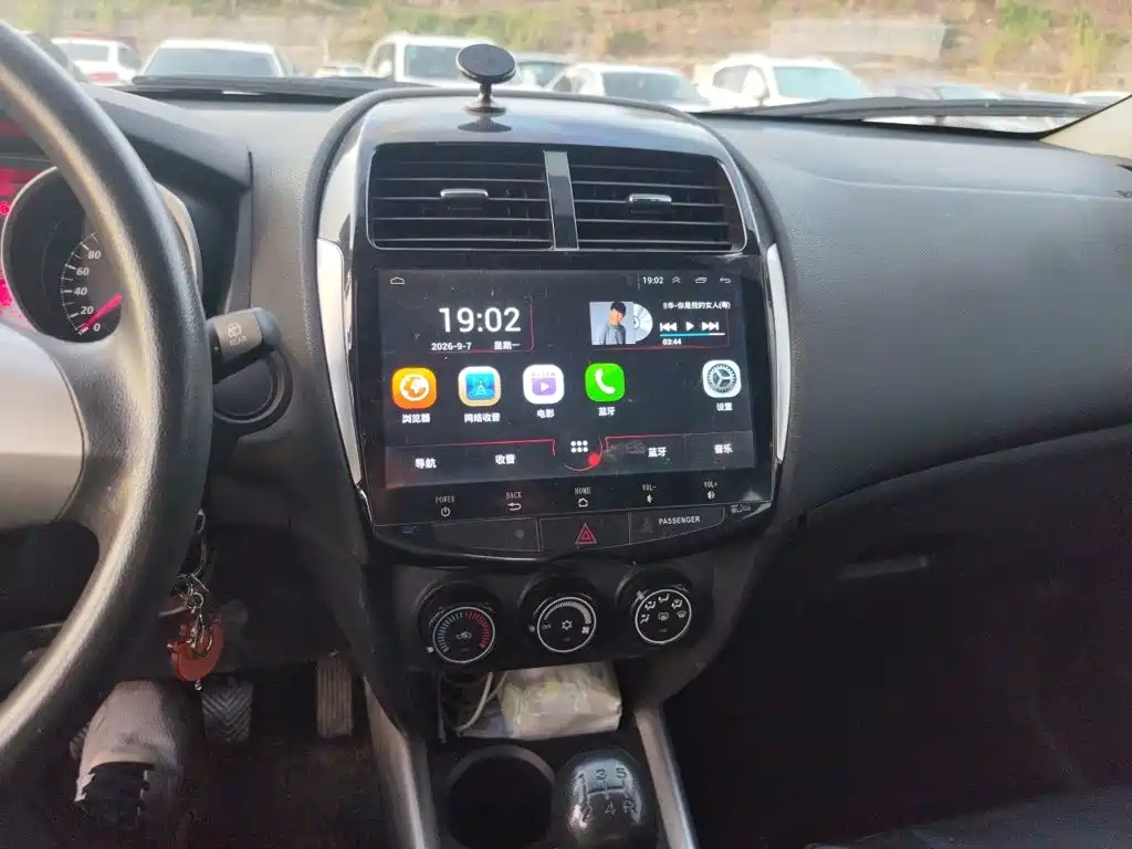 Mitsubishi ASX — миниатюра 14