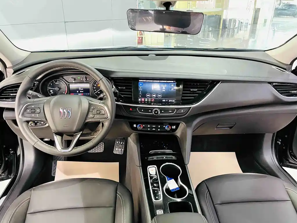 Buick Regal — миниатюра 9