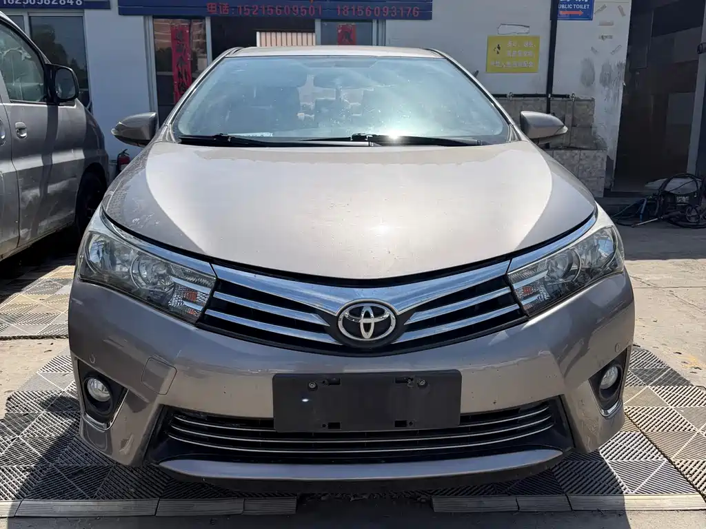 Toyota Corolla 2015