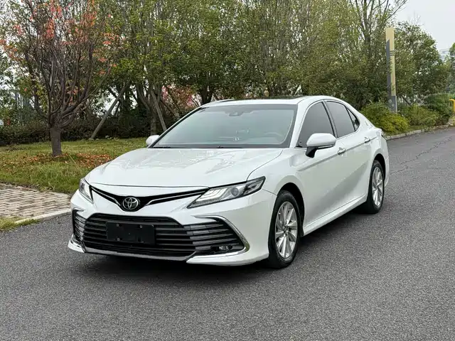 TOYOTA CAMRY 2021