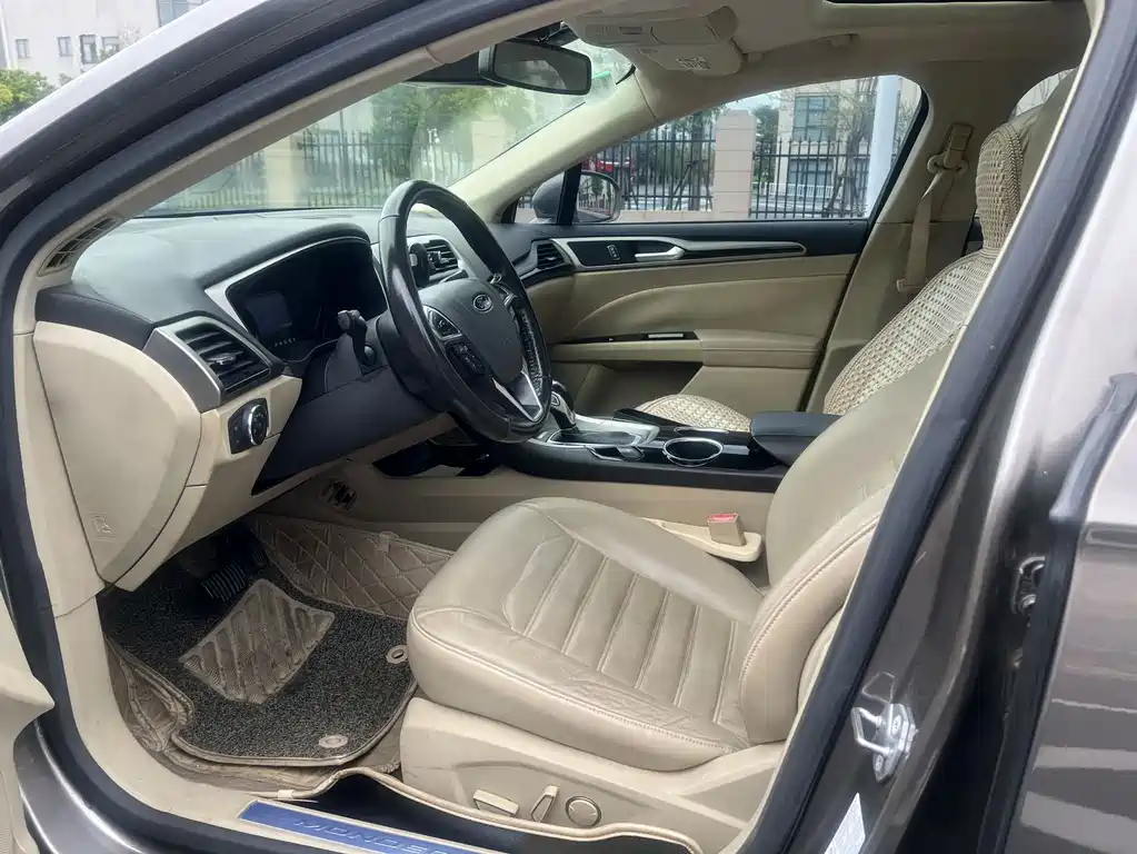 Ford Mondeo — миниатюра 4