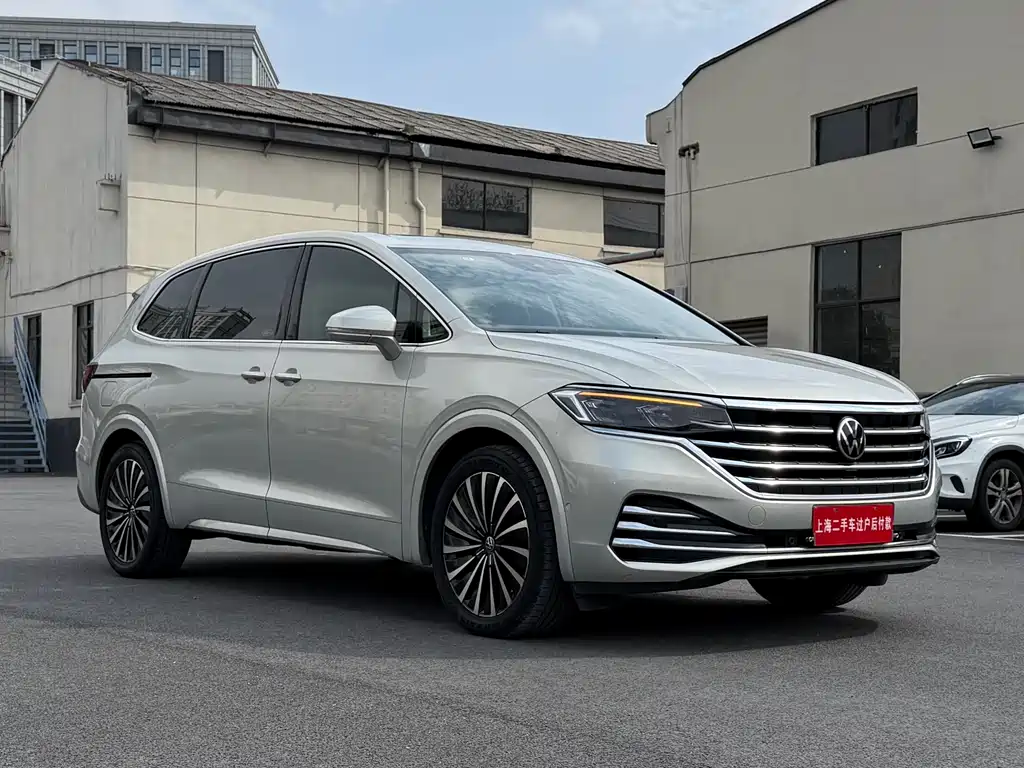 Volkswagen Viloran 2022 380TSI Luxury