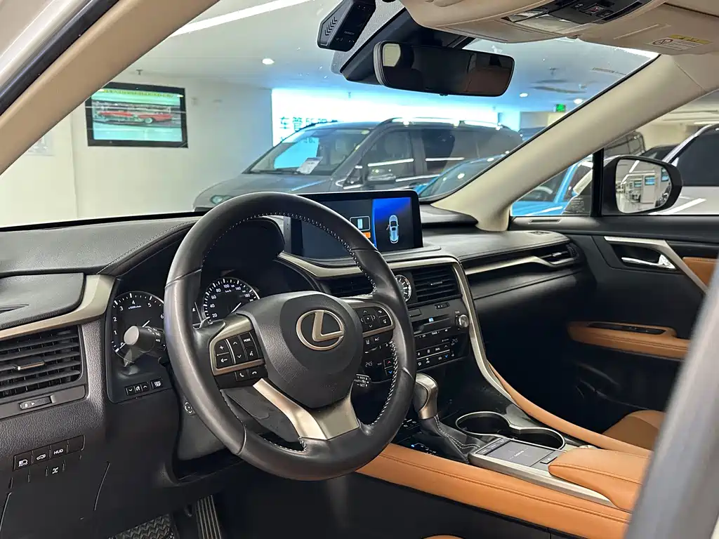 Lexus RX — миниатюра 10