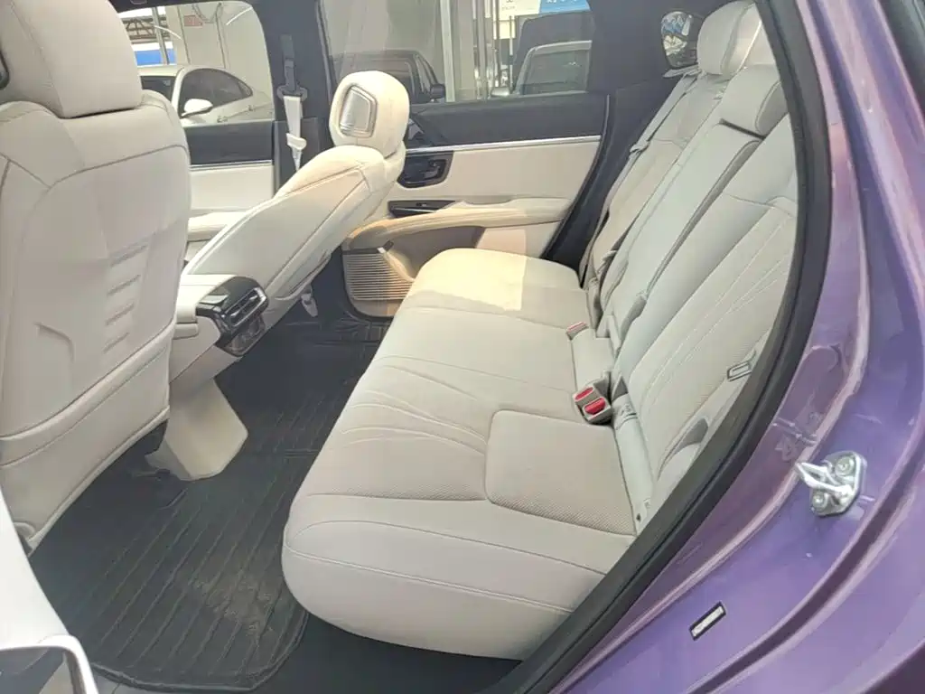 Honda Hiroyo Honda P7 — миниатюра 17