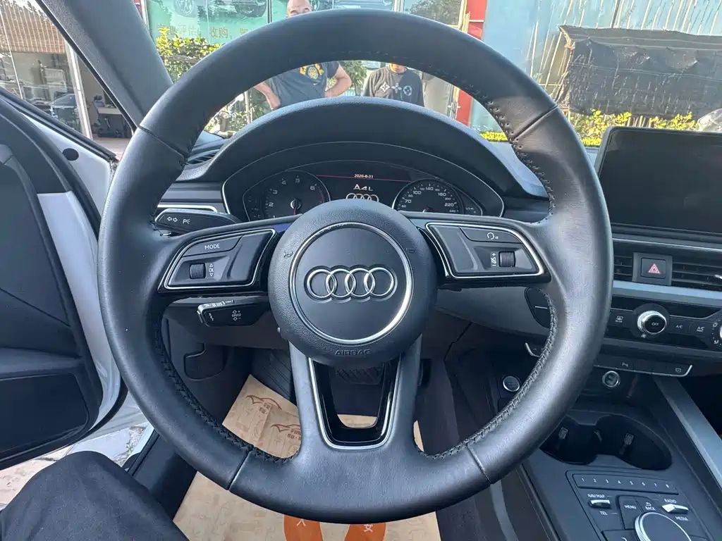 Audi A4L — миниатюра 6