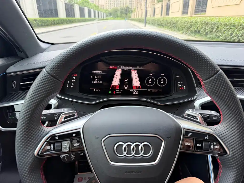Audi RS 6 — миниатюра 12