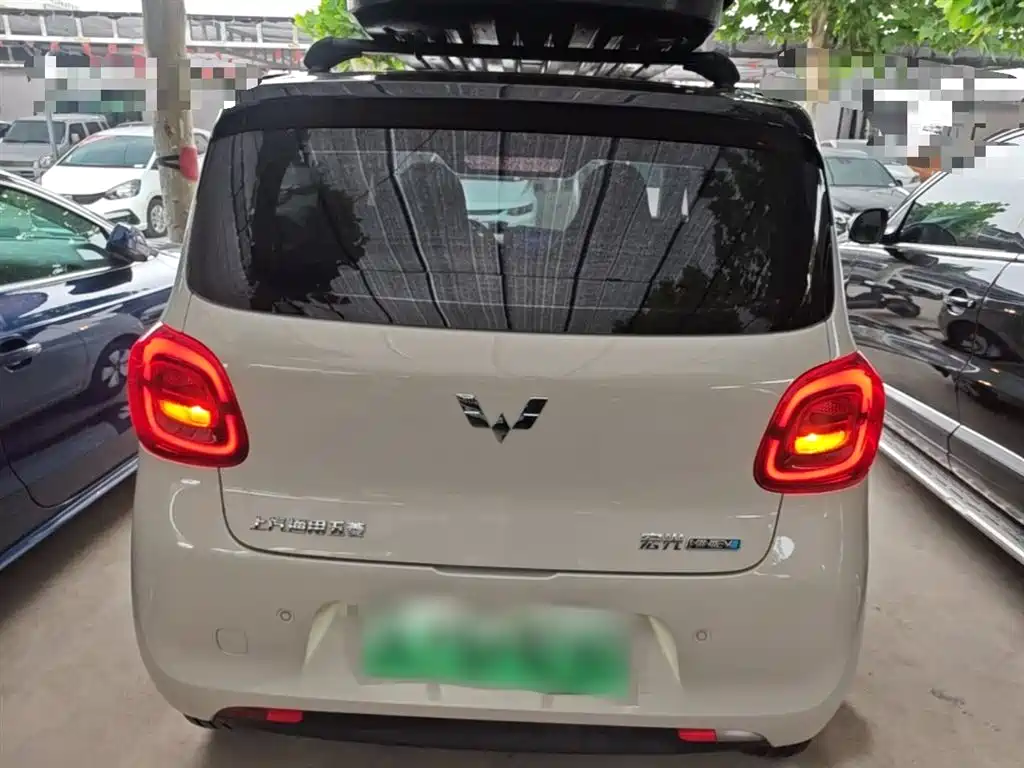 Wuling Mini EV MINIEV 2025 Premium +