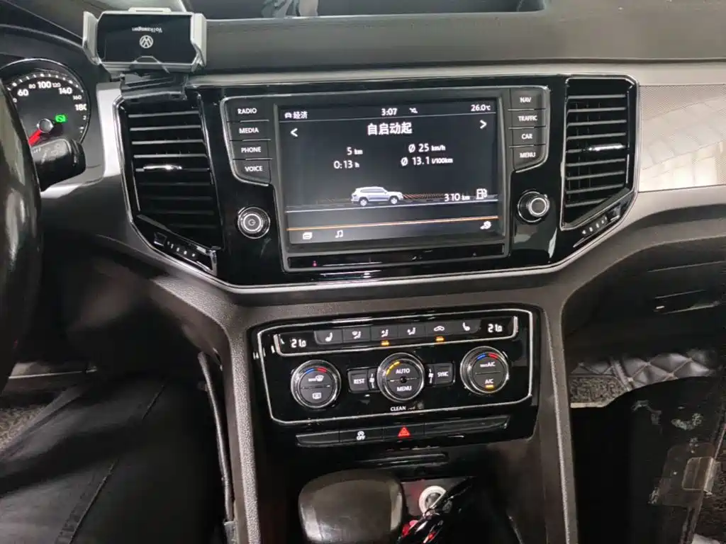 Volkswagen Teramont — миниатюра 9