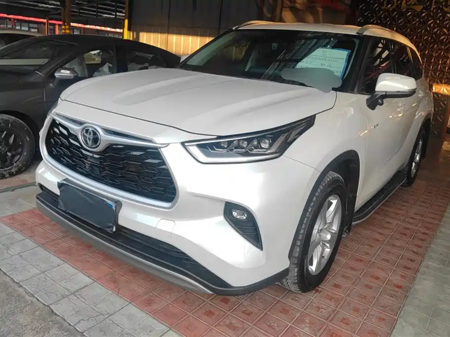 Toyota Highlander 2024