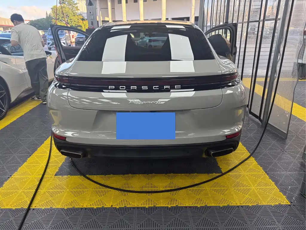 Porsche Panamera — миниатюра 15