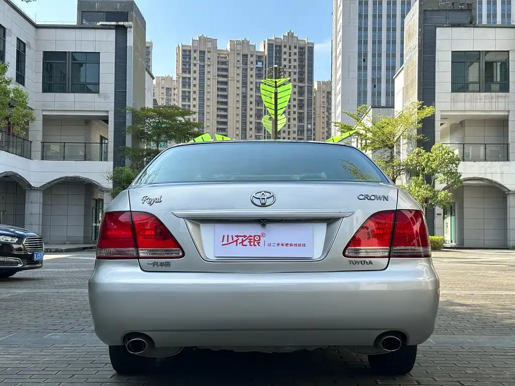 Toyota Crown 2005 3.0L Royal