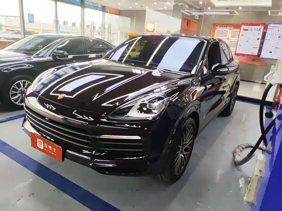 Porsche Cayenne 2023