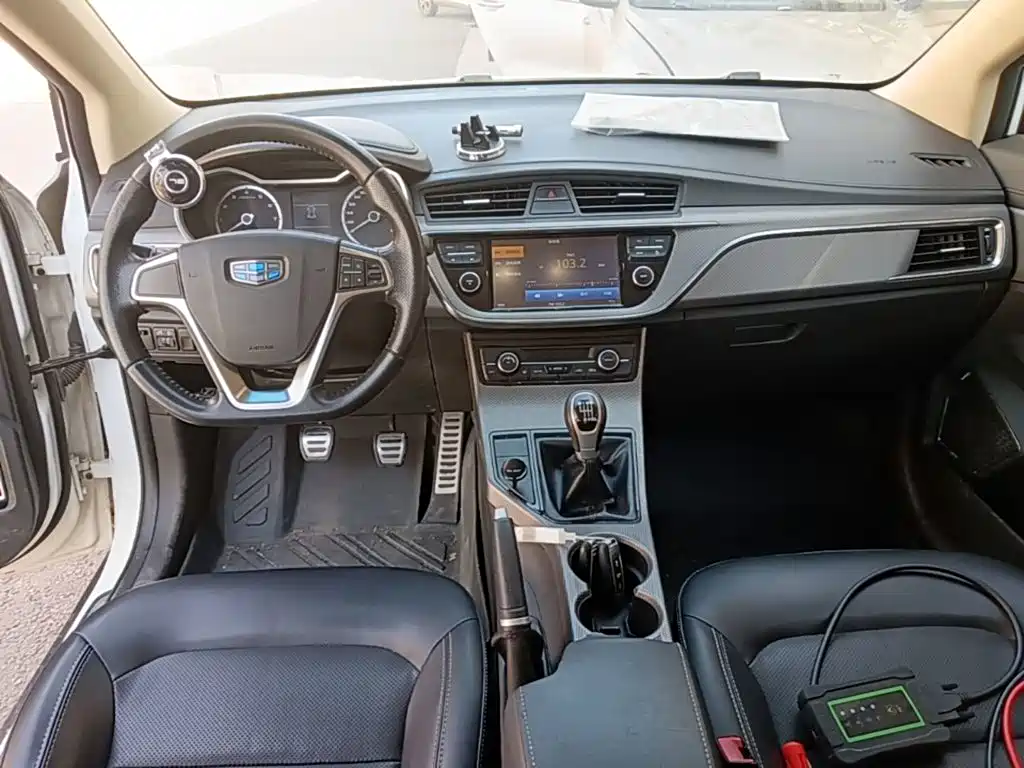 Geely Emgrand GS — миниатюра 10