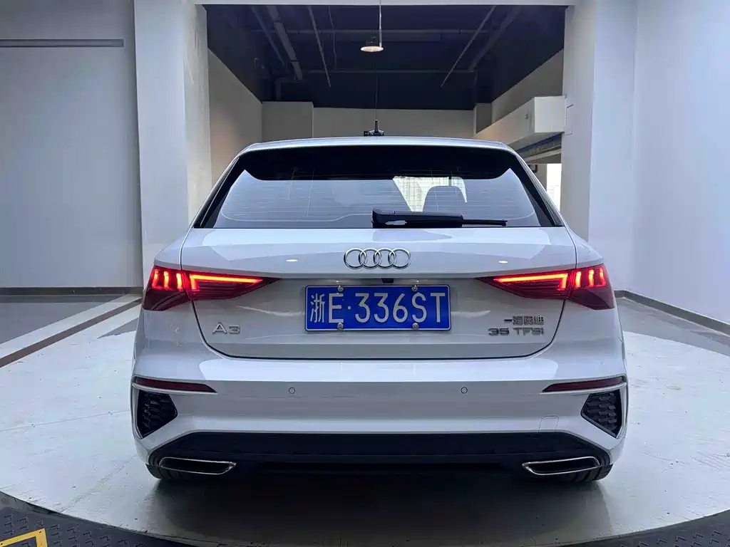 Audi A3 2021 Sportback 35 TFSI Luxury Sport