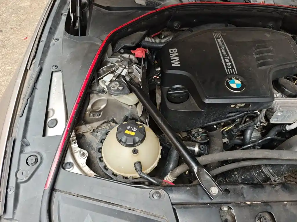 BMW 5 Series — миниатюра 20