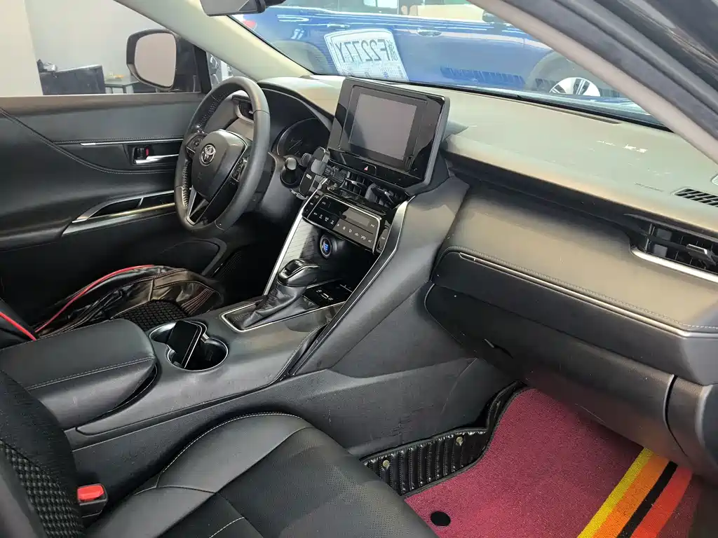 Toyota Harrier — миниатюра 13