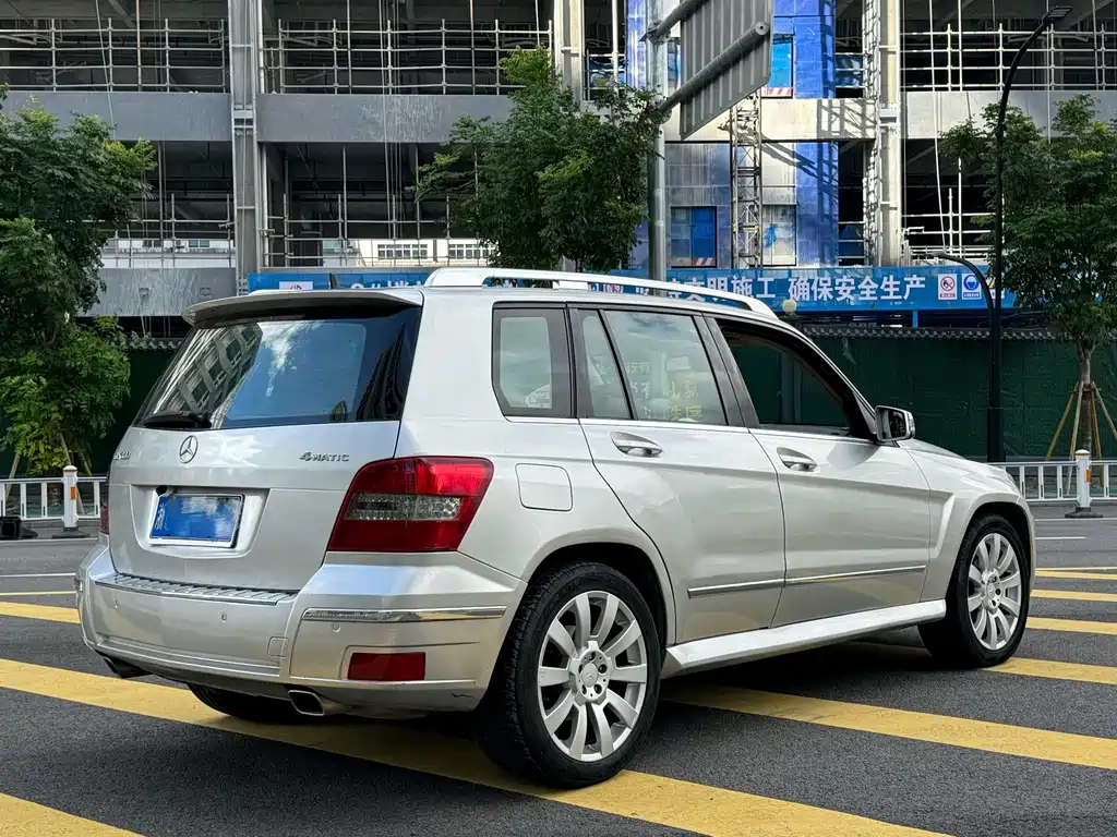 Mercedes-Benz GLK-Class (Import) — миниатюра 7
