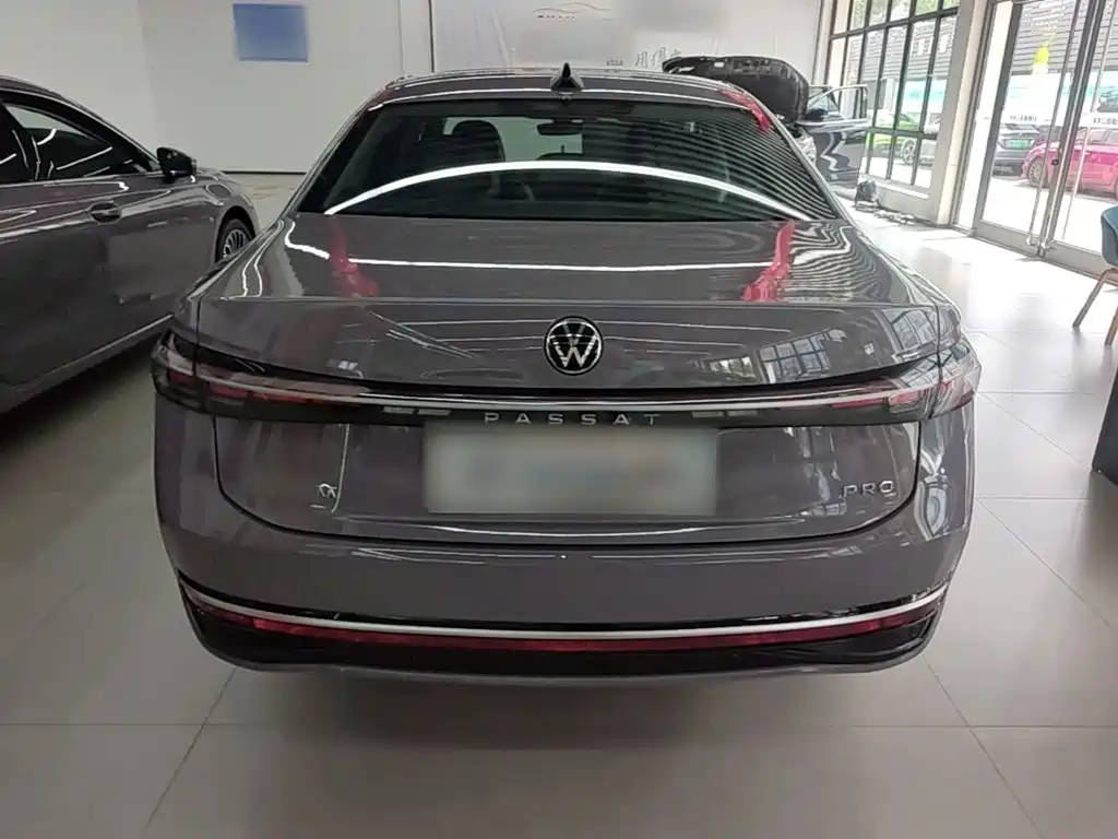 Volkswagen Passat — миниатюра 6