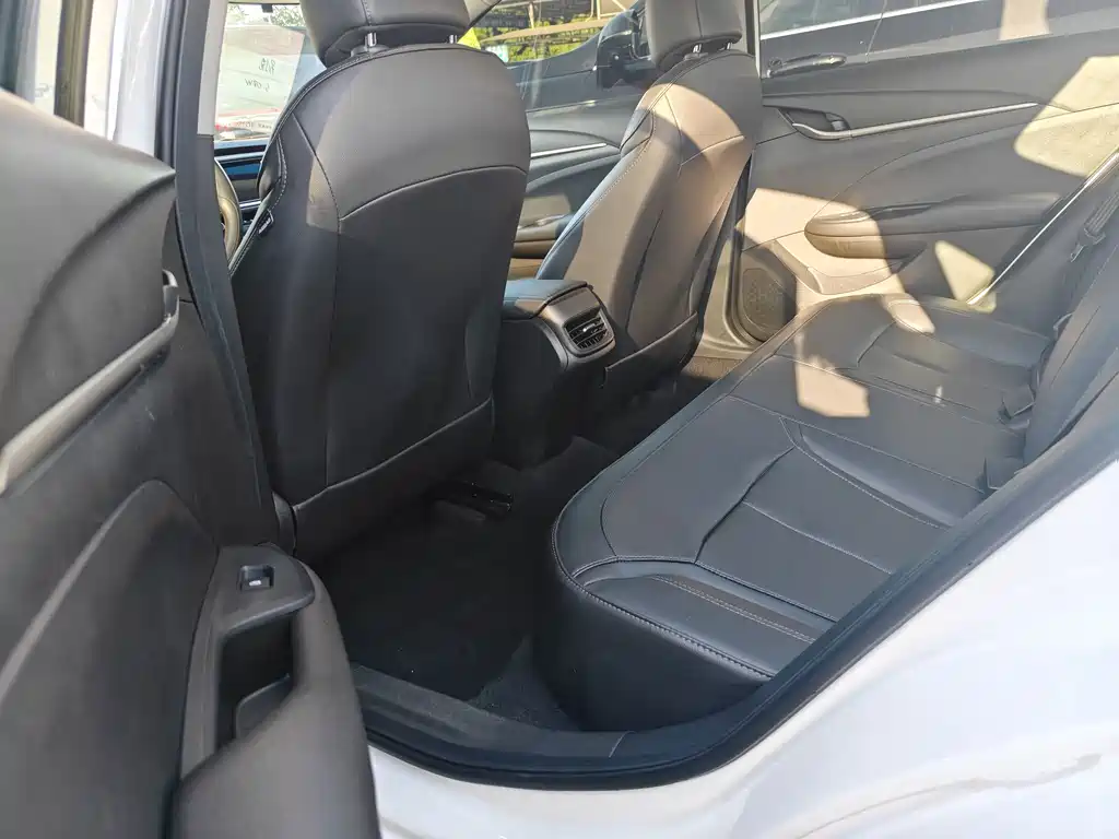 Buick Excelle — миниатюра 11