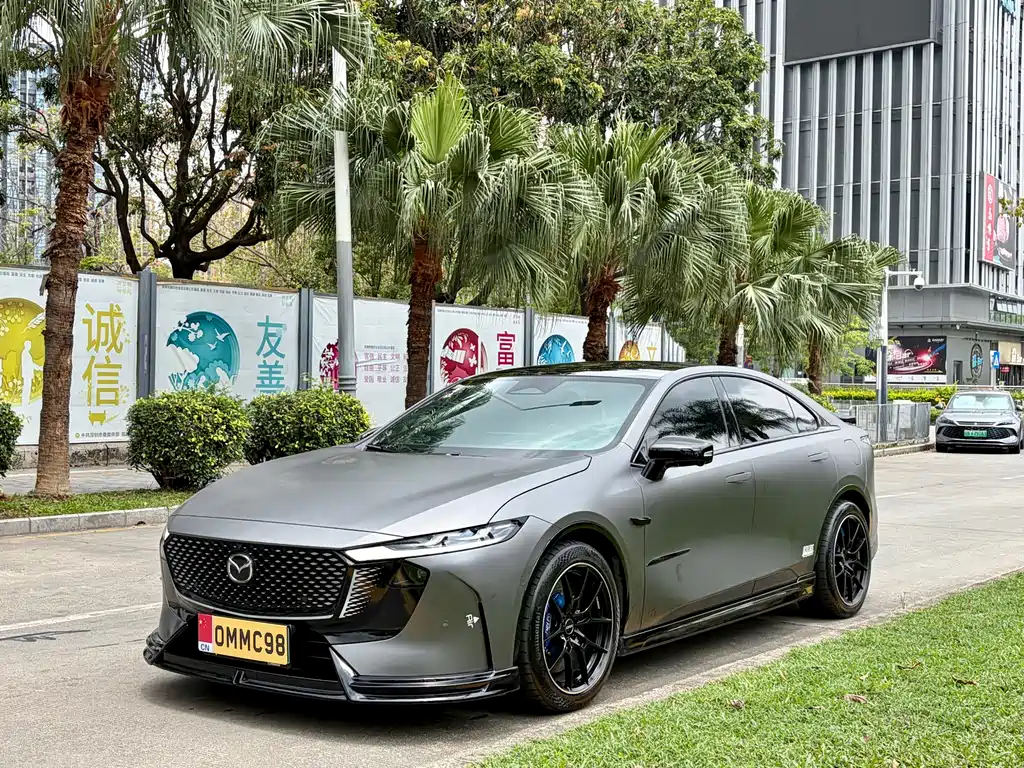 Mazda EZ-6 2025
