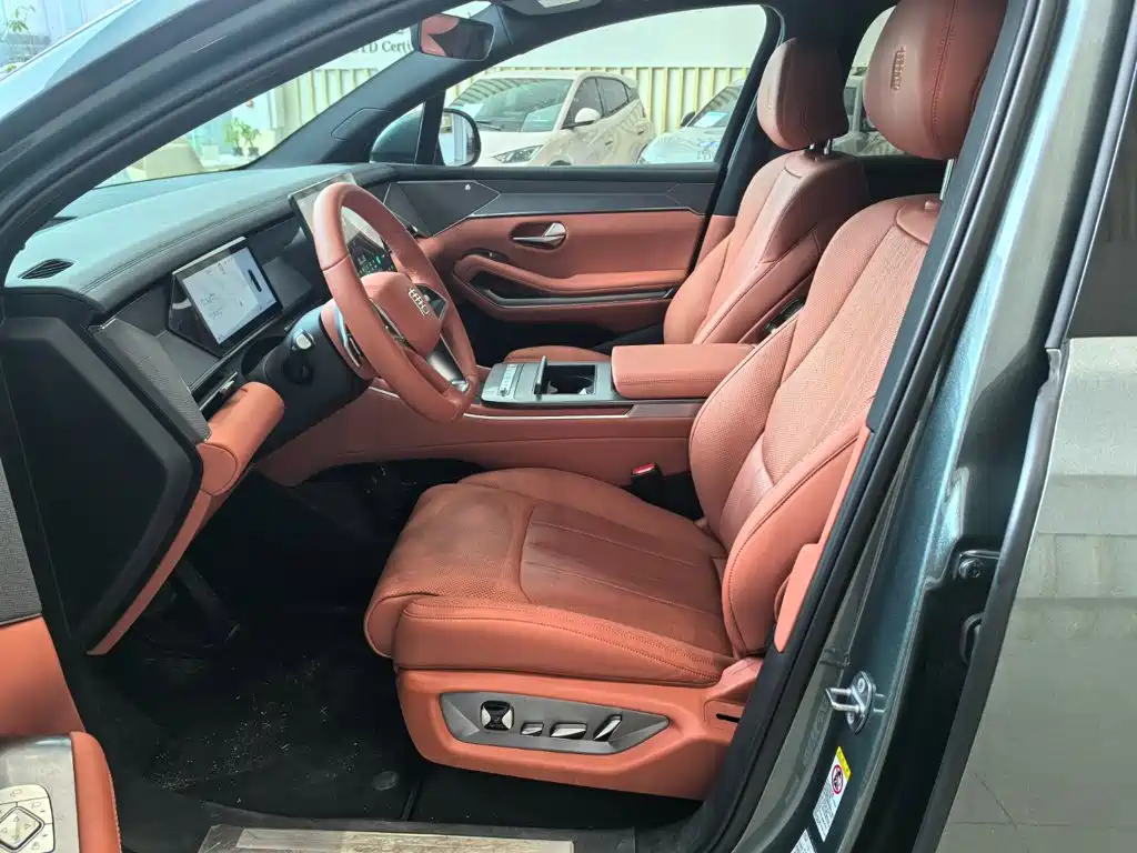 BYD Tang L — миниатюра 10