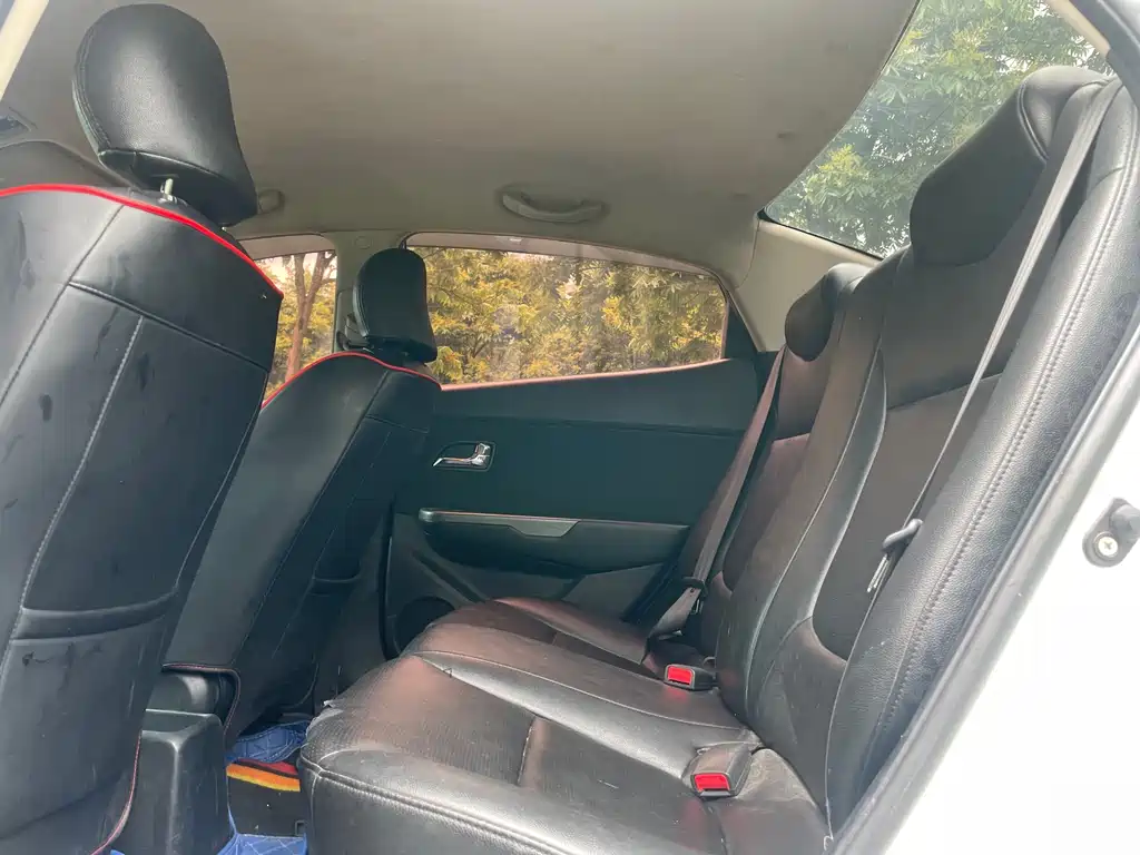 Kia K2 2012 1.4L MT GLS