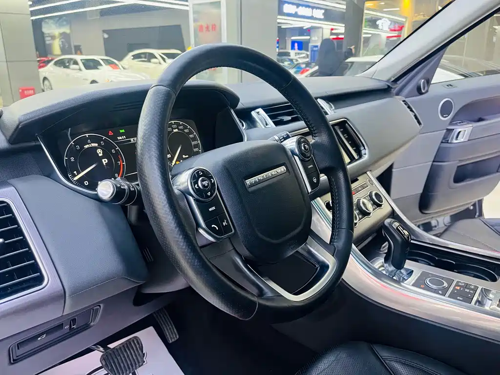 Land Rover Sport — миниатюра 13