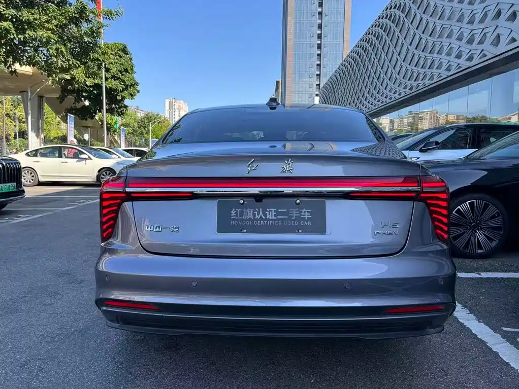 Hongqi Hongqi H5 PHEV — миниатюра 4