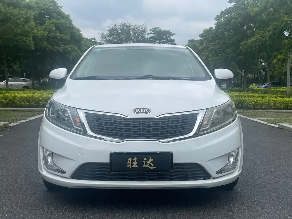 Kia K2 2012 1.4L MT GLS