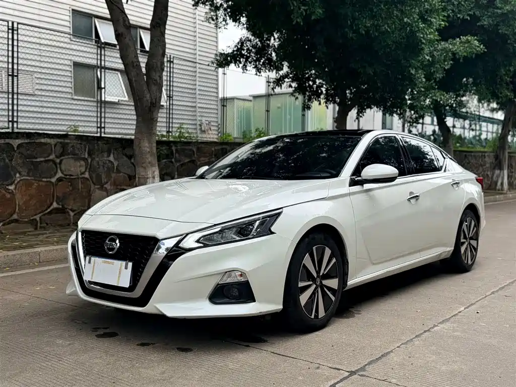 Nissan Teana 2021