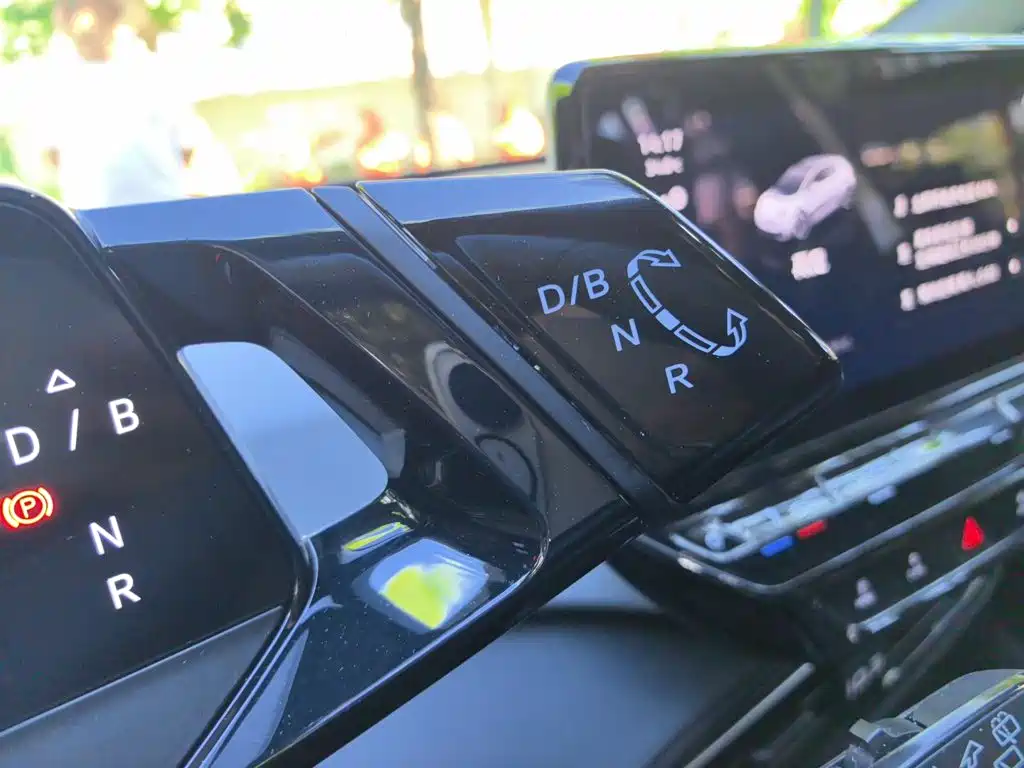 Volkswagen ID.3 — миниатюра 15