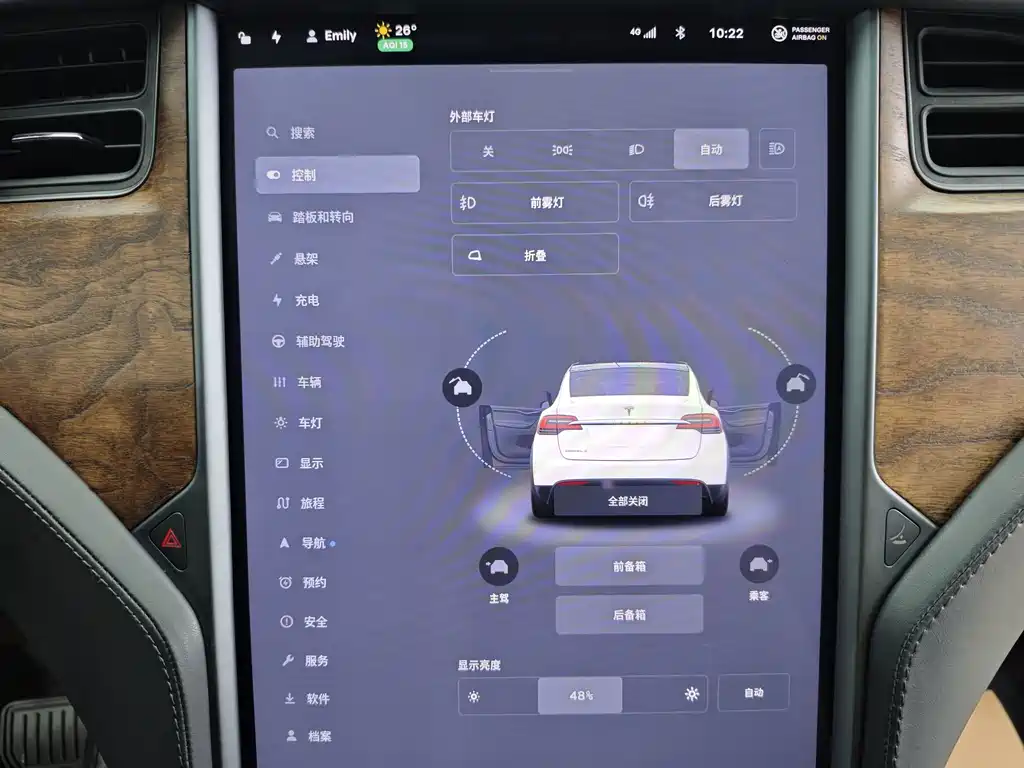 Tesla Model X — миниатюра 23