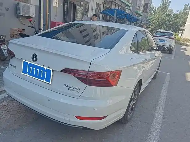 Volkswagen Sagitar — миниатюра 3