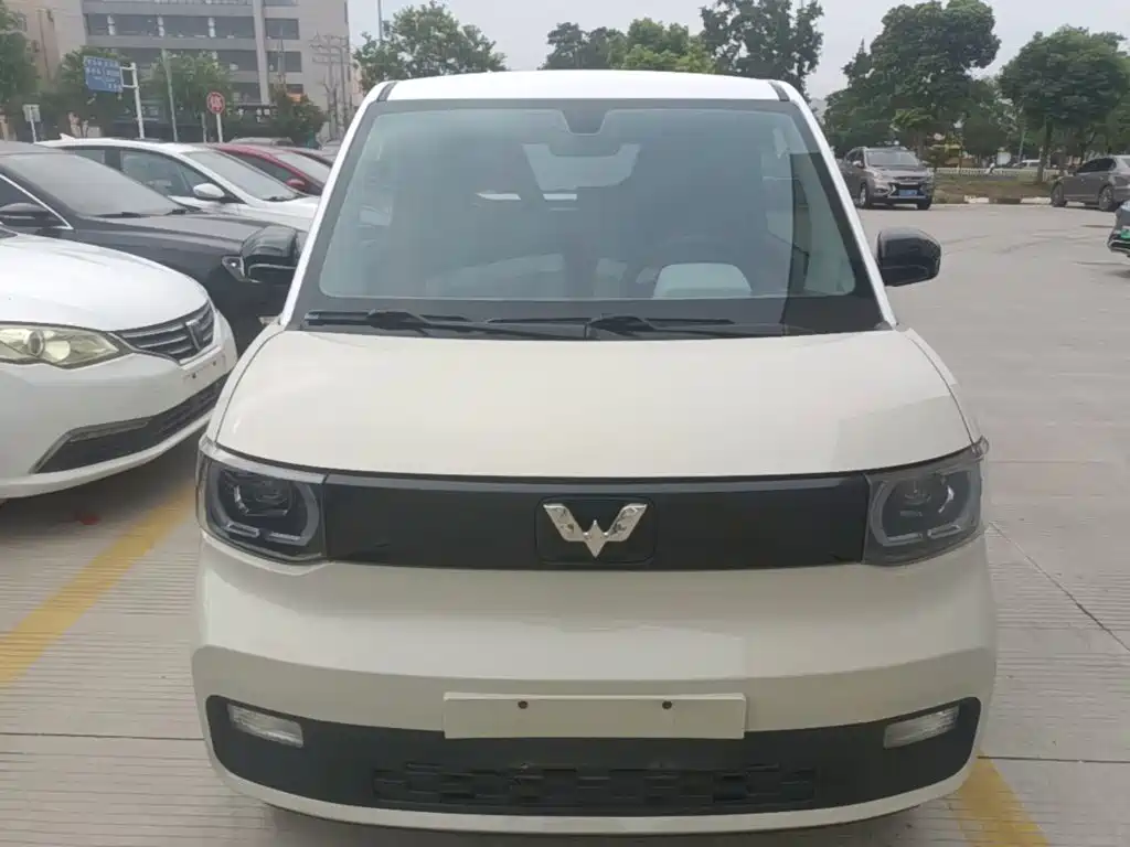 Wuling MINIEV — миниатюра 3