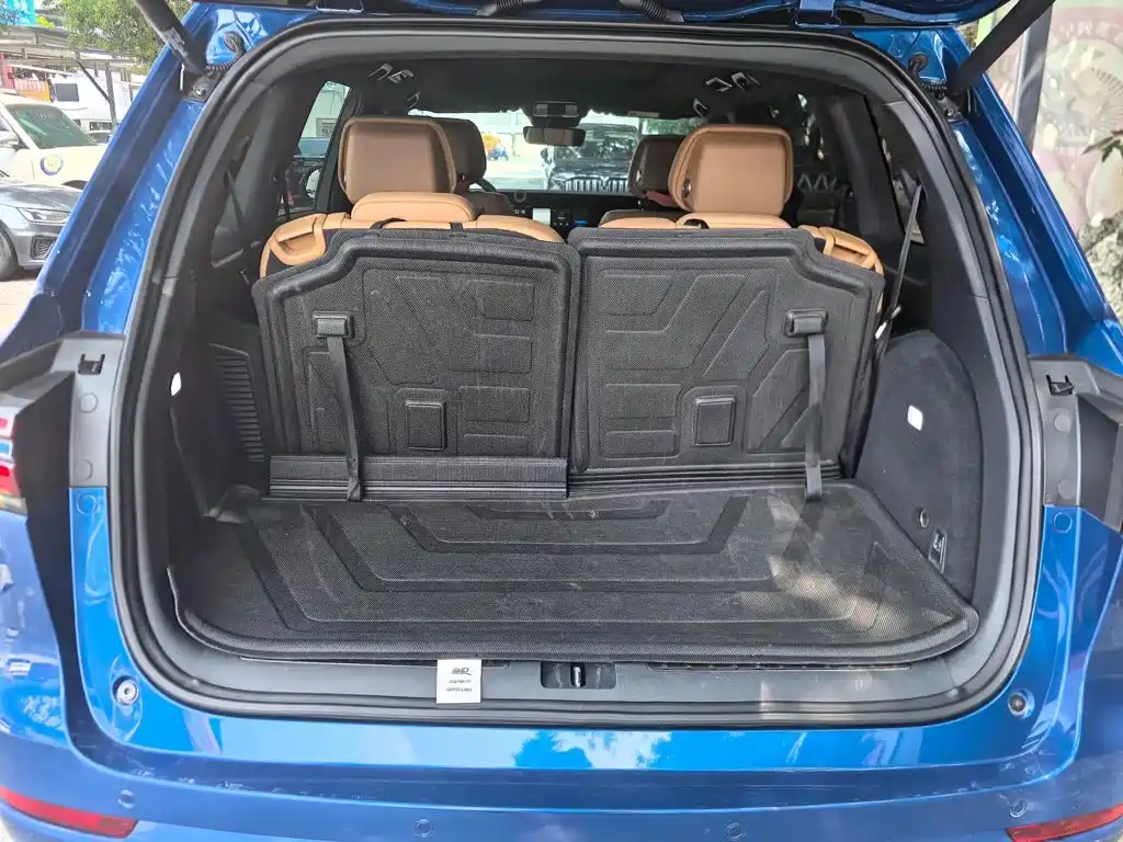 Li Auto Li ONE — миниатюра 7