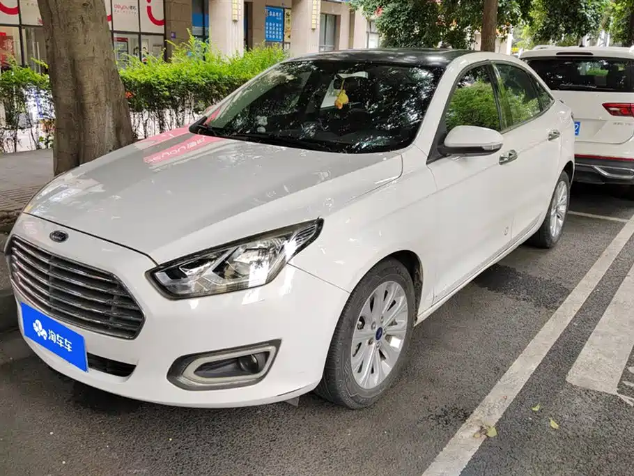 Ford Escort 2017
