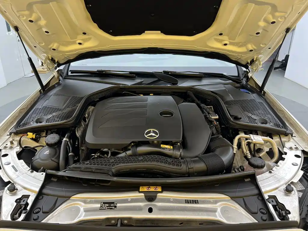 Mercedes-Benz C-Class — миниатюра 4