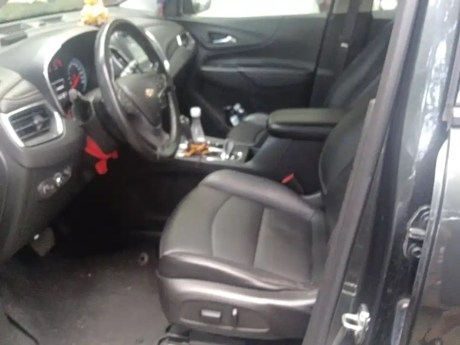 Chevrolet Equinox — миниатюра 9