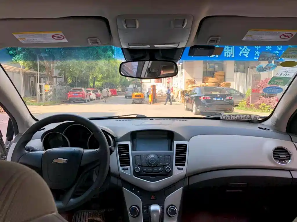 Chevrolet Cruze 2013 1.8L SX AT