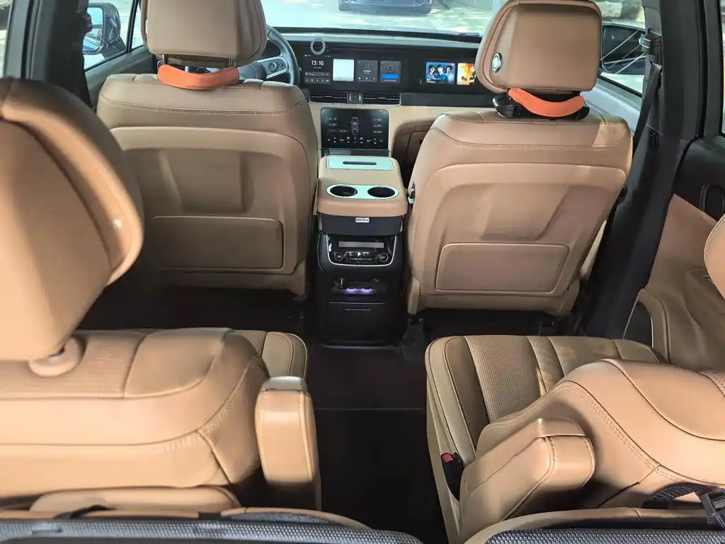 Li Auto Li ONE — миниатюра 6