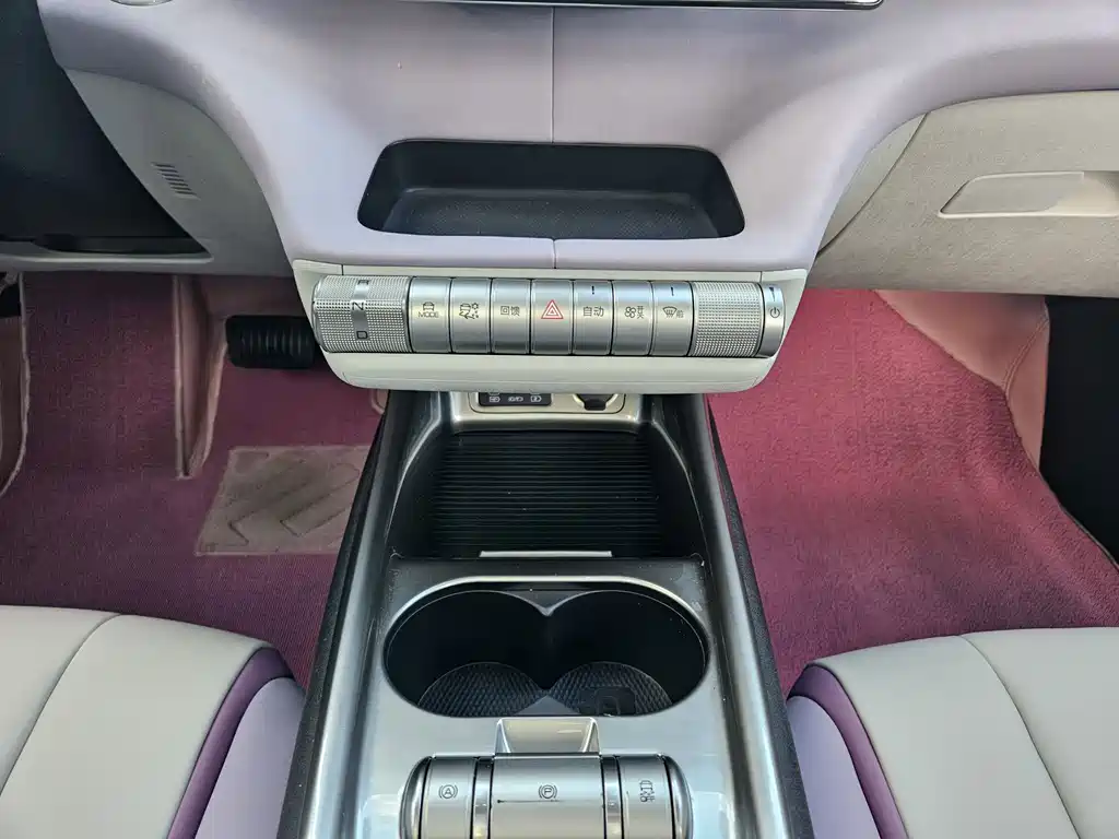 BYD Dolphin — миниатюра 14