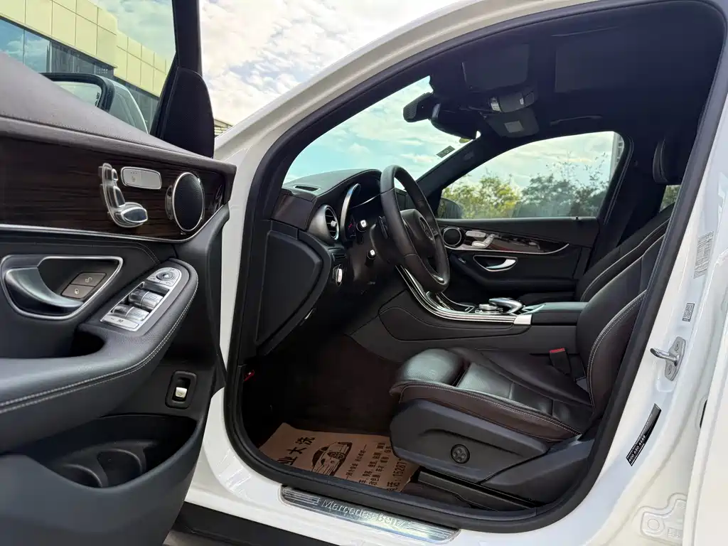 Mercedes-Benz GLC — миниатюра 4