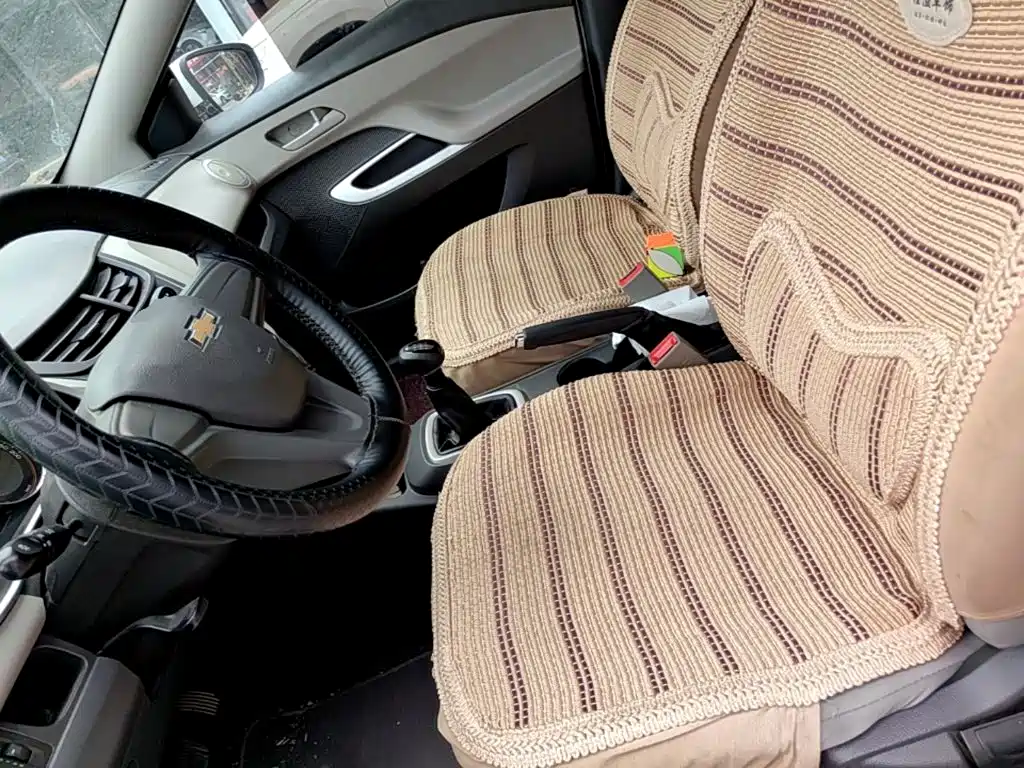 Chevrolet Sail — миниатюра 15