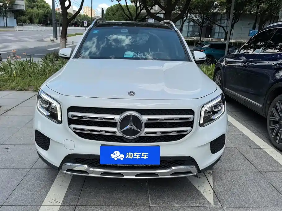 Mercedes-Benz GLB — миниатюра 2