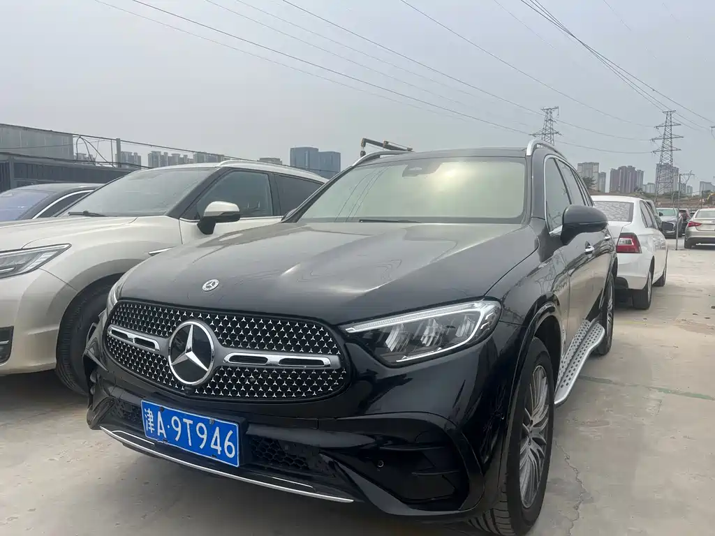 Mercedes-Benz GLC 2025
