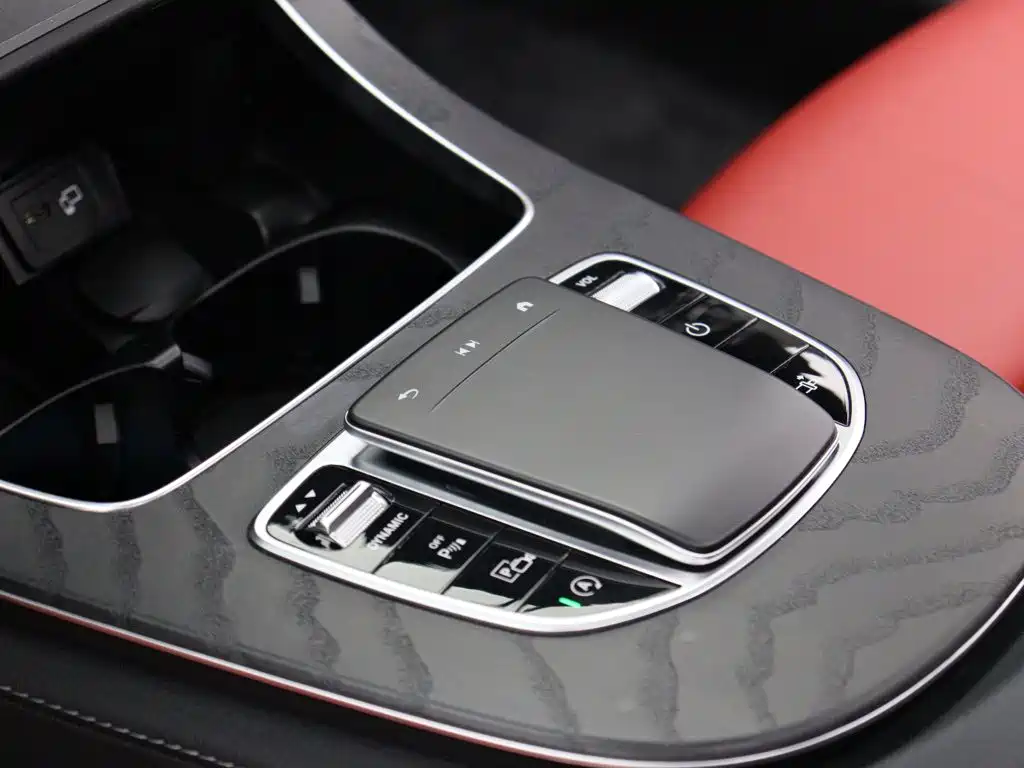 Mercedes-Benz E-Class (Import) — миниатюра 9