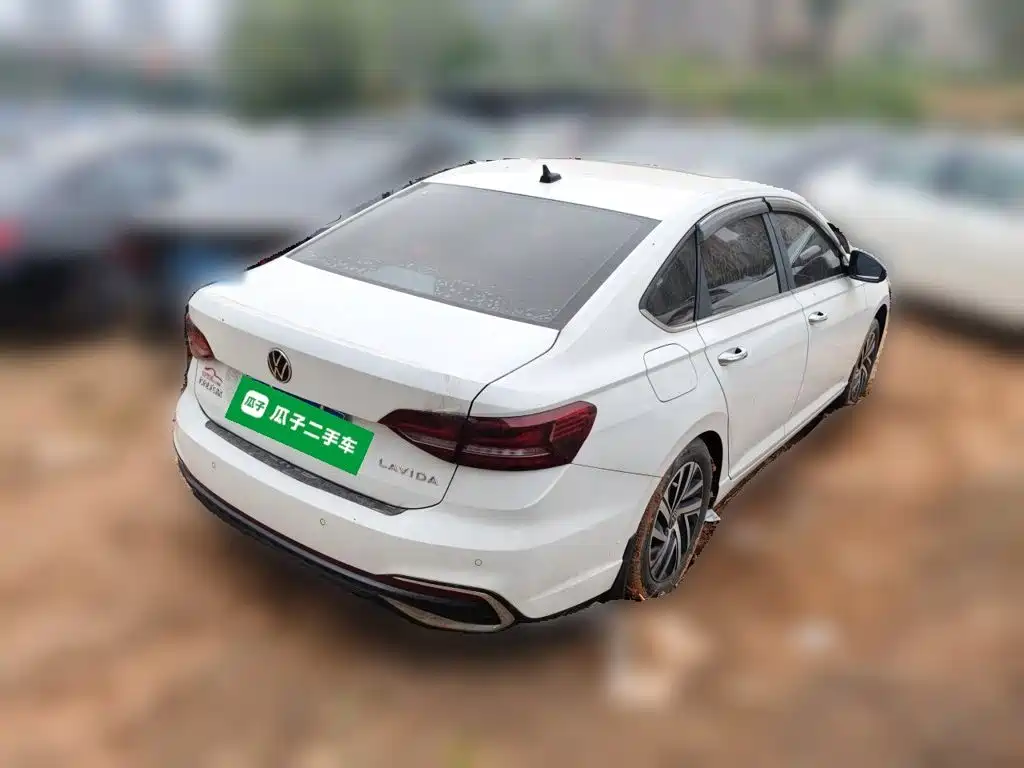 Volkswagen Lavida — миниатюра 4