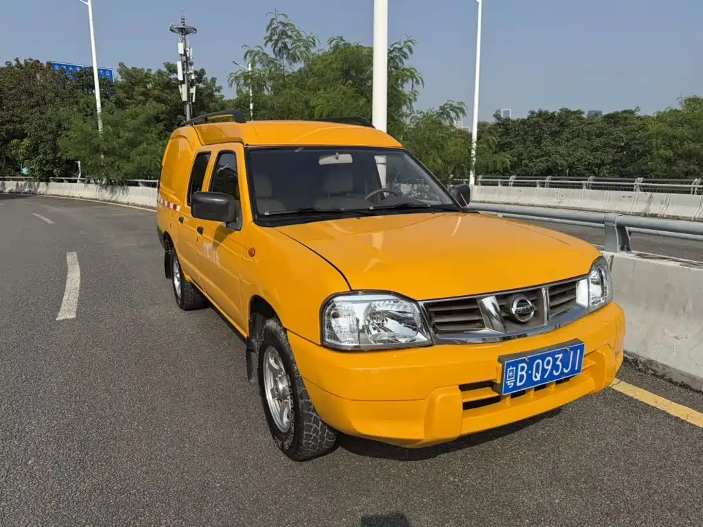 Nissan ZN Van — миниатюра 2