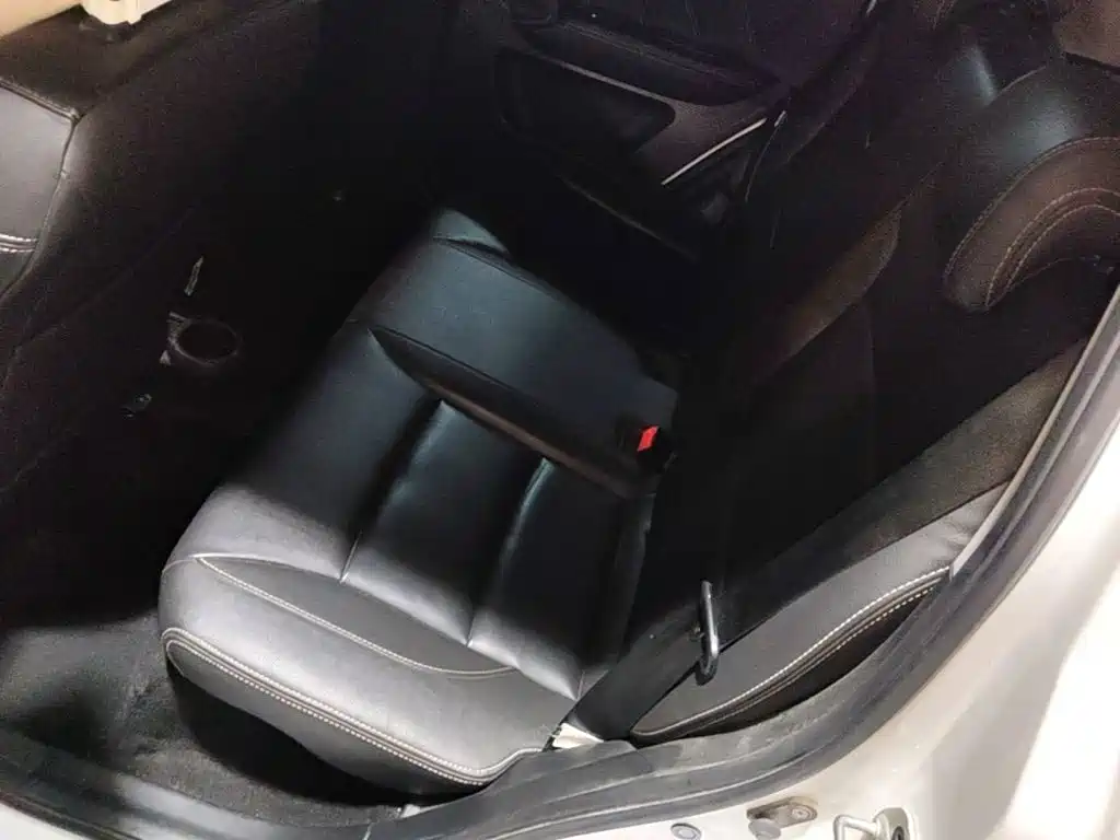 JAC JAC iEV6E — миниатюра 17