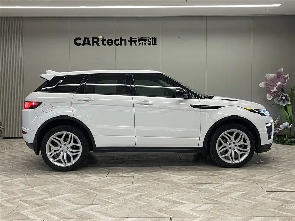 Land Rover Range Rover Evoque 2018 240PS HSE DYNAMIC